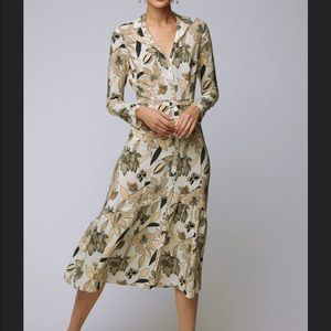 NWT. Becken silk button down dress. 100% silk.